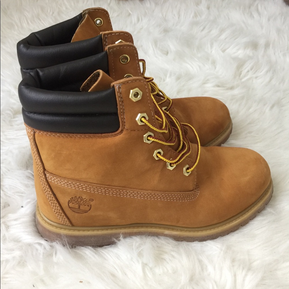 Never Worn Women’s Timberland Ortholite Boots